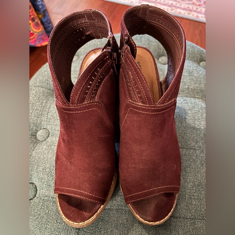 Sonoma Women's Maroon Peep-Toe bootie with stack heel true Burgundy color